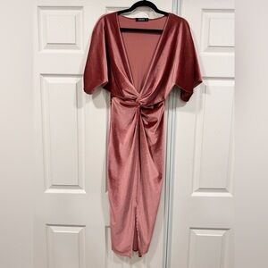 MISSGUIDED Pink Velvet Plunge Twist-Front Midi Dress US-4